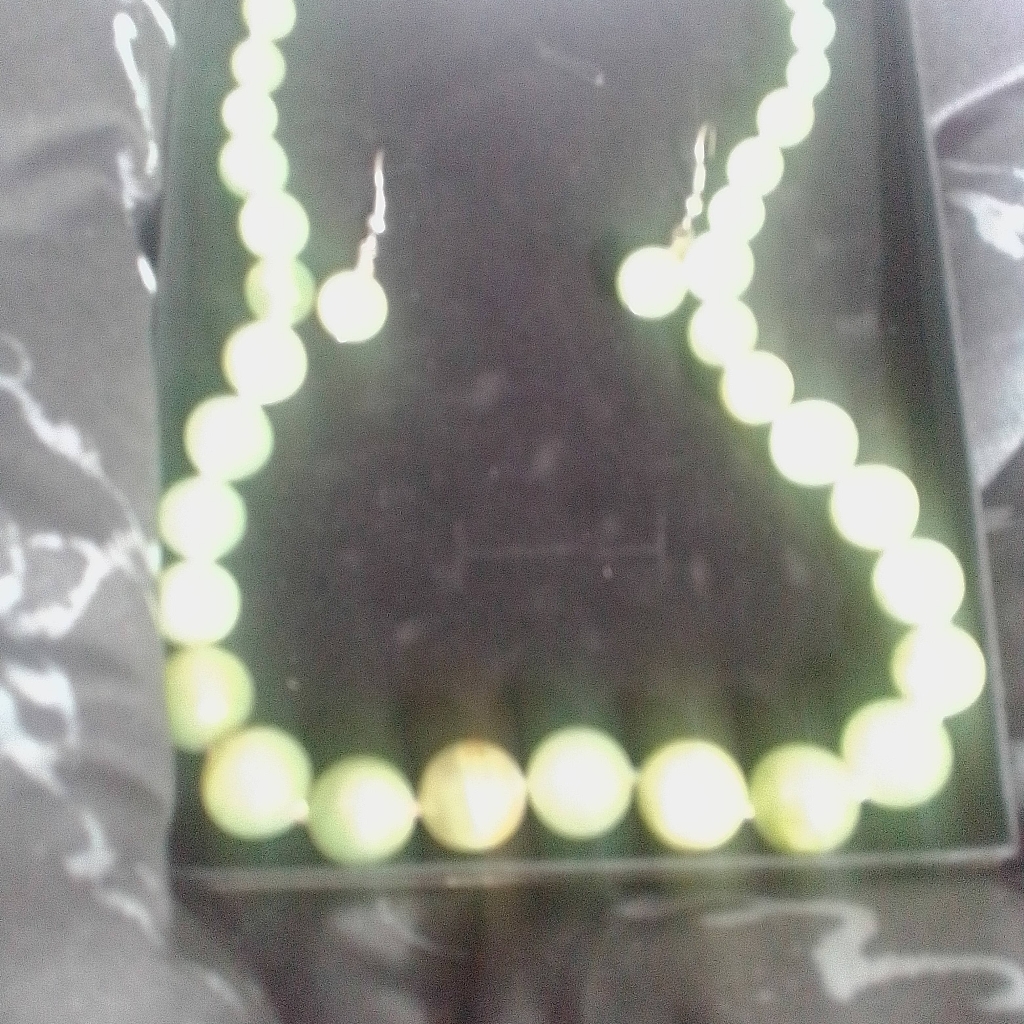 New Genuine Green Gemstones Necklace Set